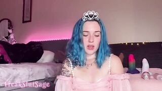 The ass of Princess is being destroyed by an anal machine in this explicit video