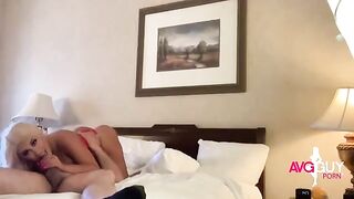 Brandi Bae shakes big ass for her fan and gets intimate in a steamy session!
