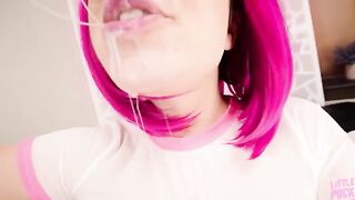 A pink-haired girl got her face covered in cum multiple times