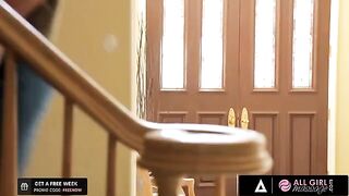 Riley Reid helps her bestie Carter Cruise practice to become a good masseuse