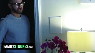Redhead stepdaughter Vanna Bardot pleases her stepdad in a taboo scene