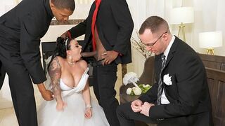 Payton Preslee gets her cunt smashed in a rough interracial threesome