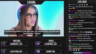 A hot girl fucked with a streamer right in the middle of a broadcast