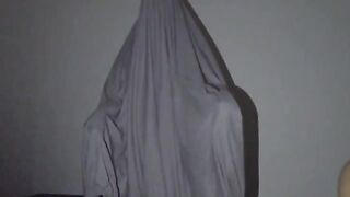 A real ghost scared me on my room and fucked me
