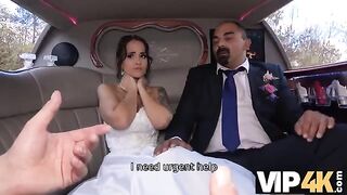 The bride allows her husband to watch her getting her asshole gapped in the limo