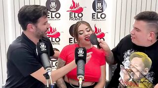 Sara Blonde's interview on Elo Podcast turns into a wild session