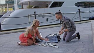 Hot British PAWG gets all excited when she sees a million dollars to engage in passionate sex with a stranger she just met