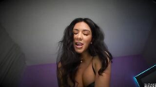A cute girl gets fucked by a stranger in a rough Tinder date