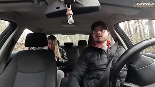 A hot girl gets into the taxi and agrees to have sex in a risky spot