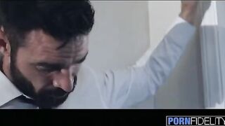 Hot American housewife Anna Bell Peaks gets her pussy railed by muscular men