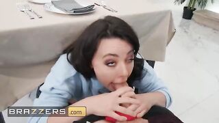 Whitney Wright fucks her way through a boring waitressing job in this steamy Brazzers scene