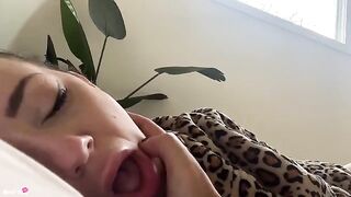 A guy came to a house and was fucked by a hot cougar MILF