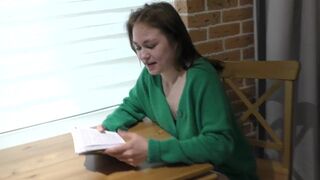Student Bookworm Tries Hard to Learn Kamasutra at 18 y.o