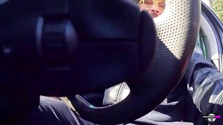 Amateur blowjobs with Italian dialogues that don't make sense and some outdoor action