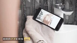 Isabelle Deltore gets her pussy railed after shower tease