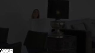 Kelly celebrates her birthday with anal threesome and ass fucking