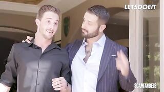 MILFs Aidra Fox and Richelle Ryan fucked the American football star