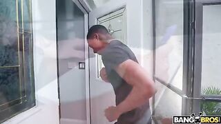 Stranger knocked a door and got intimate with the stunning Arietta Adams