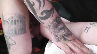 First MFM threesome with Mr.BWC for HotmessJessXXX, a spicy amateur swap