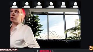 The girl's boyfriend checked how she could be fucked in Zoom