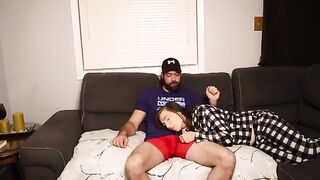 Stepmom took a risky creampie on the couch