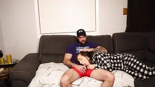 Stepmom took a risky creampie on the couch