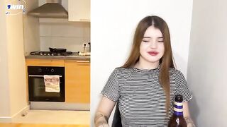 A man fucked his hot nimfomanka neighbor in wet pussy