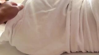 I booked a single bed for my stepdaughter and I in the hotel
