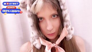 A girl had a hard sex with a guy with a huge cock