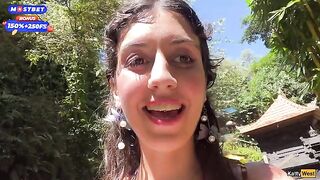A man made a cum walk on waterfall and many people saw it
