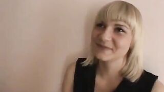 The guy learned to do cunnilingus with his girlfriend in an intimate setting