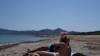A blowjob in public on the beach, you will love it, I'm sure!