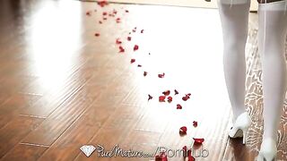 A young brunette gets fucked on the bed