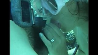 Underwater sex with a girl with a hairy pussy, a rare sight in pools