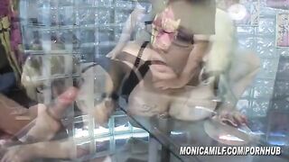A man stuck his cock into the pussy of a hot mature in the office