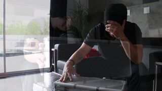 A police woman, Jacqueline Taylor, fucked a thief in her pussy