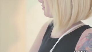 Tattooed teen masturbates solo with sexy blonde hair