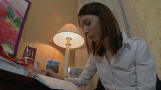Alena teaches English to a guy using her ass in an intimate way