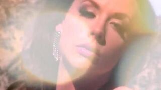 A rich whore in stockings makes a mess with her ass in this video