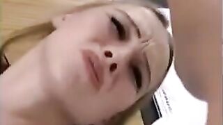 The cute girl likes to have sex with guys in threesomes