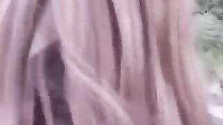 A girl isn't shy to make a blowjob in public places