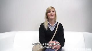 A 25-year-old woman came to porn casting and was fucked by a huge dick