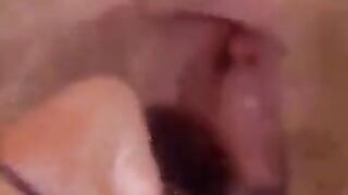Hairy pussy did not scare away a passionate man