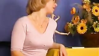 A mother received cunnilingus from her daughter, a first-time experience
