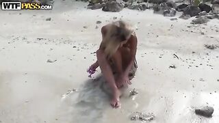 A couple came to rest on the beach and got intimate, filmed by Private