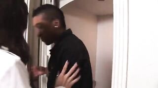 Dark-skinned reporter beds handsome guy Sasha Gray in hardcore action