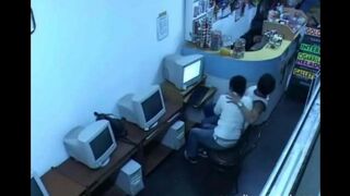 A young beauty showed her sexual abilities on a webcam in the Internet cafe
