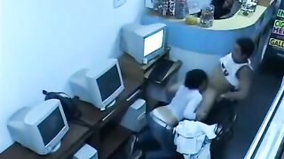 A young beauty showed her sexual abilities on a webcam in the Internet cafe