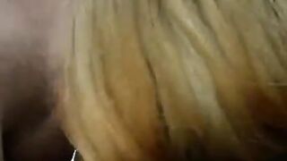Winter Blowjob Scene - A sexy girl was sucking cock on the street