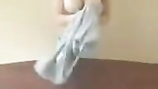 A chick with big milk teaches you to work with her boobs in a master class